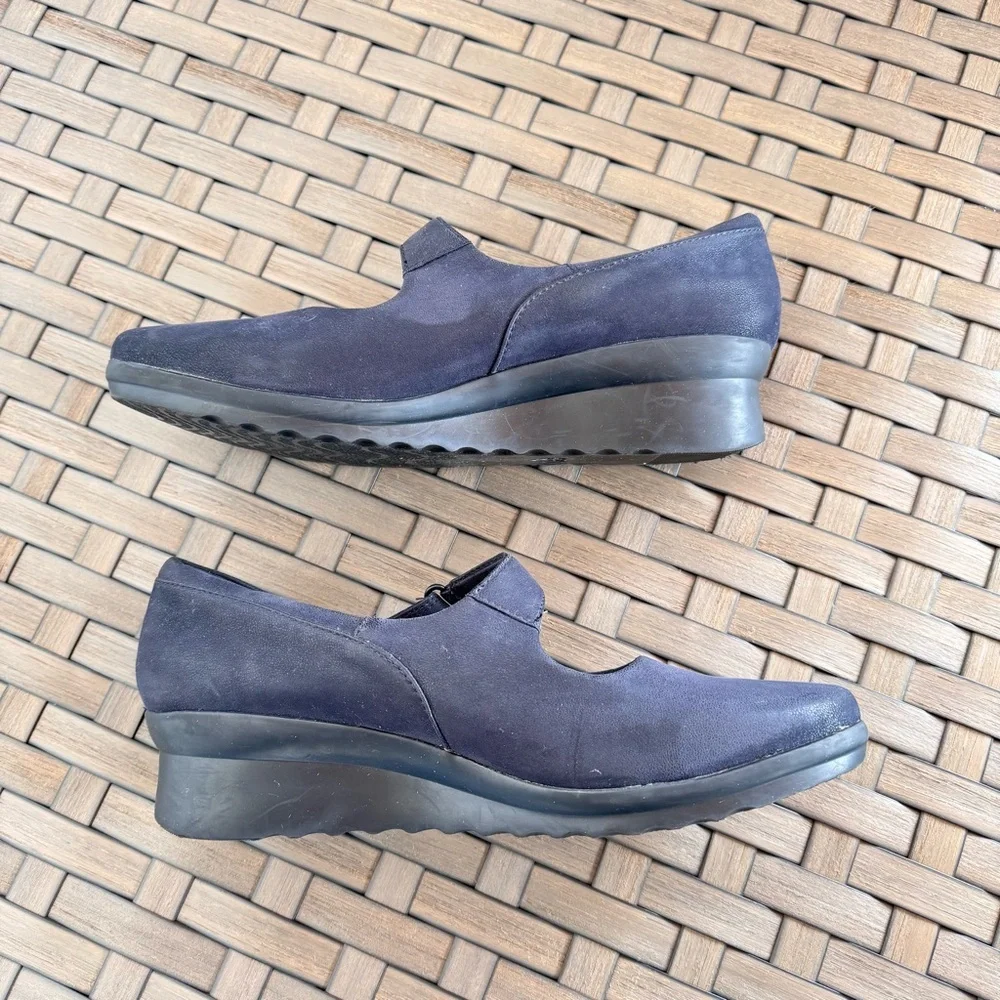 Clarks Women’s Cloudsteppers Caddell Yale Wedge Pump Mary Jane‎ Shoe Navy Sz 10